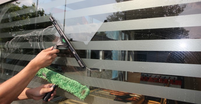 Schlereth GmbH Gebäudereinigung. Ihr Meisterbetrieb seit über 40 Jahren